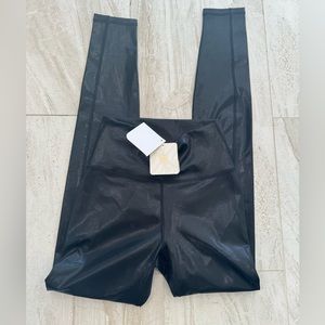 Fabletics ultraluxe high waisted leggings NEW WITH TAGS